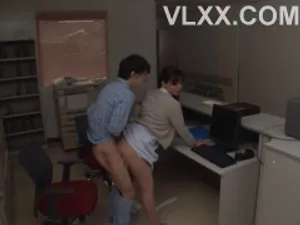 Nghỉ hè về quê chơi, cậu em Người chồng gục ngã trước vợ sắp cưới của anh trai quá “dâm”