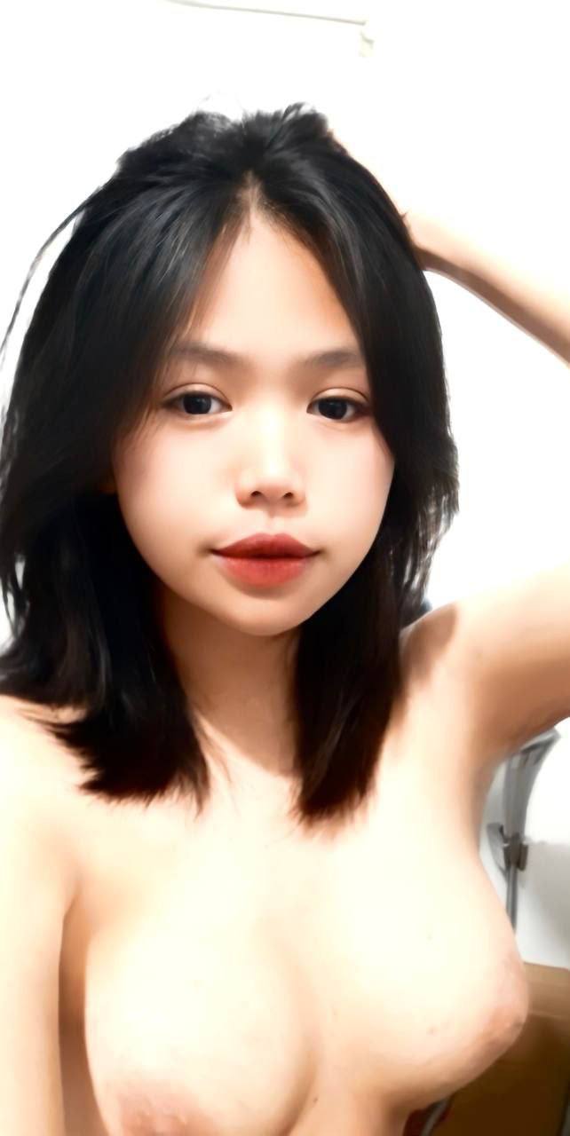 Chụp cho em kế bộ ảnh gợi cảm với chiếc máy ảnh mới mua và sau đó…