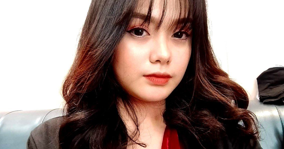 Đụ cô đồng nghiệp khó ưa nhưng "ngon"